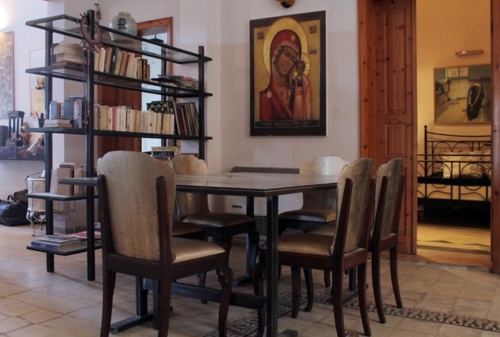 Art adorns the house - a 150 year old building in new splendor