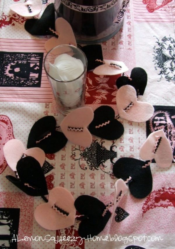 15 Cool Valentine's Day garlands ideas to tinkering 15 Cool Valentine's Day garlands ideas to tinkering