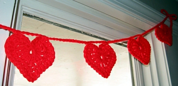 15 Cool Valentine's Day garlands ideas to tinkering 15 Cool Valentine's Day garlands ideas to tinkering