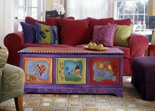 15 original and extravagant ideas for interior decoration with chests
