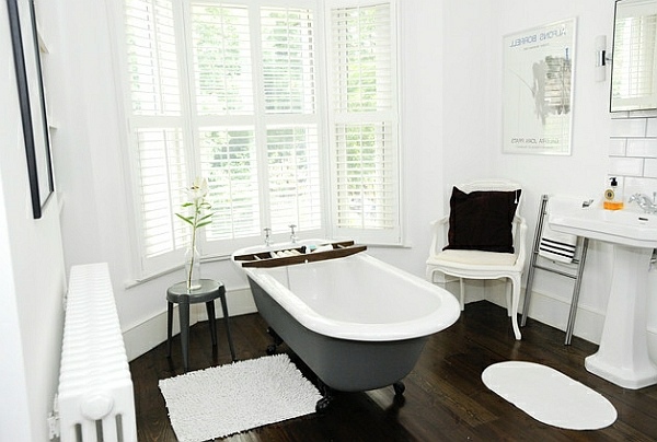 Hot Bath - 50 freestanding baths offer relaxation