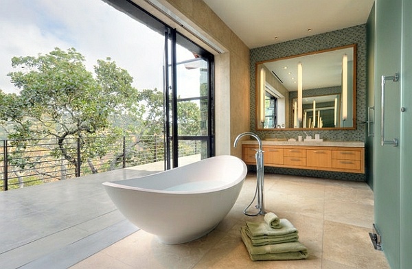 Hot Bath - 50 freestanding baths offer relaxation