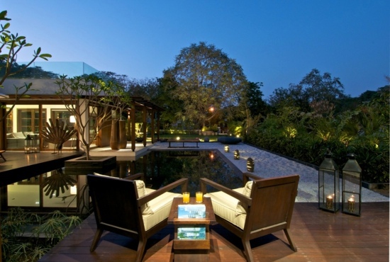 Send, make cool garden - cool example of redesigning the concrete parking