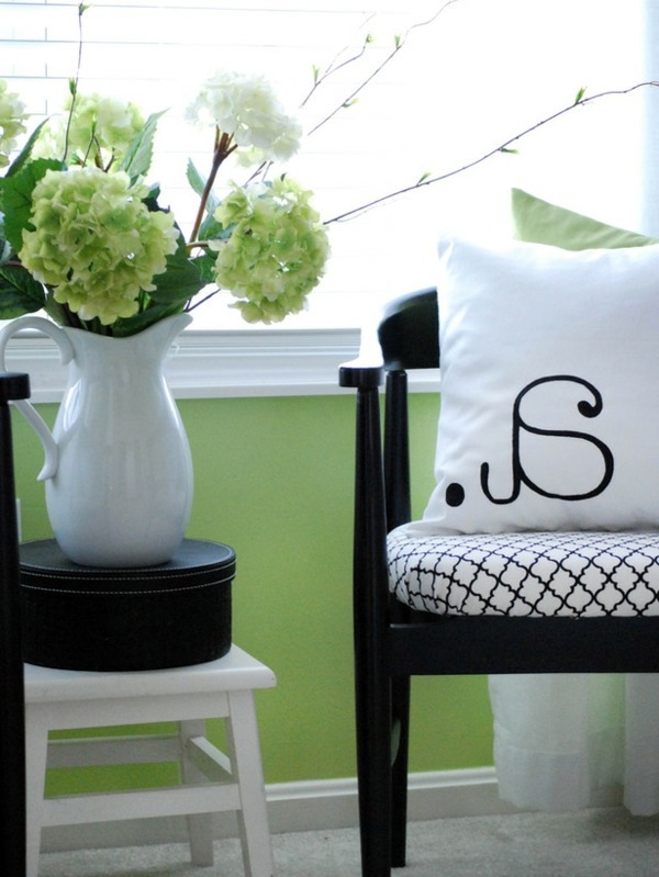 The bedroom set up low - 24 cool interior design ideas