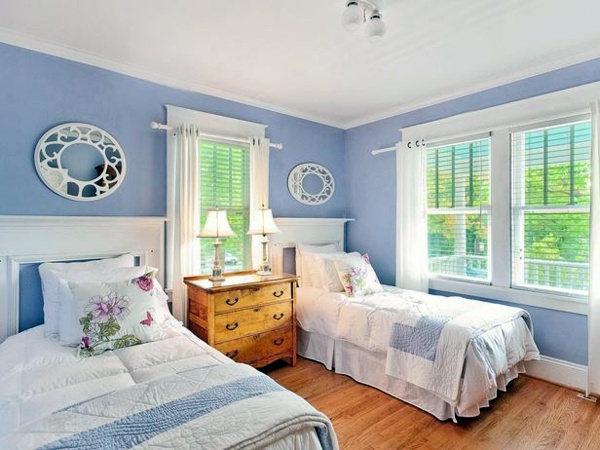 The bedroom set up low - 24 cool interior design ideas