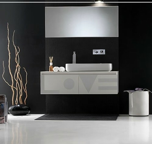 dark bathroom design