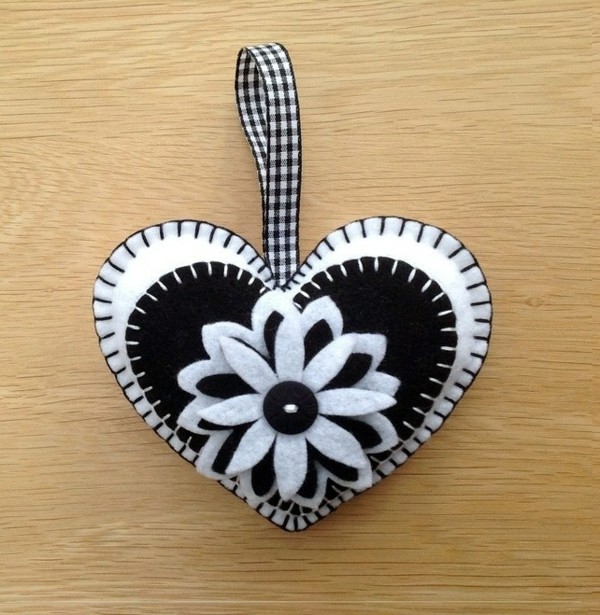 Fabric heart sew by you - cool DIY ideas