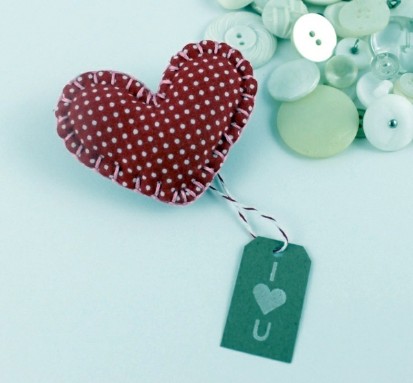 DIY Deko - Fabric heart sew by you - cool DIY ideas