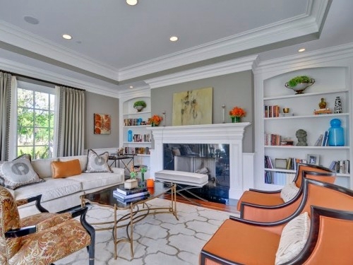 13 stylish built-in shelves with large surface
