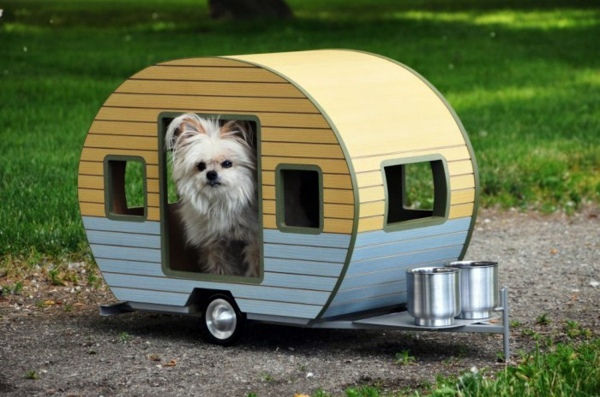 Cool caravans for Pets - Designer dog house on wheels