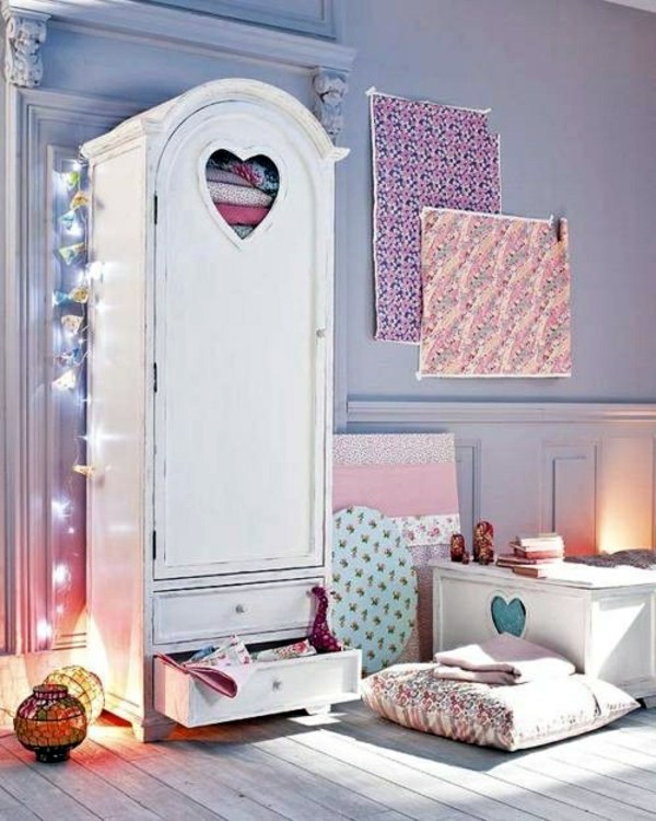 Looking for a wardrobe - advice and images