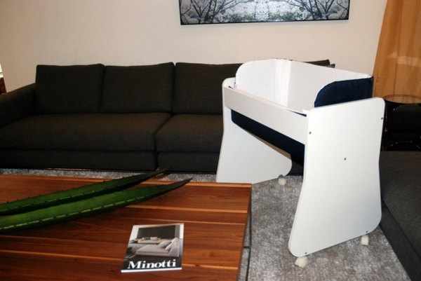 Innovative Crib - Cully Belly Co-Sleeper