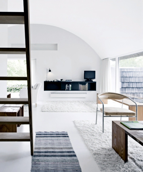 Minimalist and chic Scandinavian interior