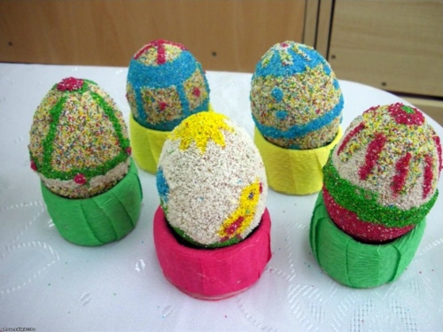 Easter eggs decorated with beads - tinker Osterdeko itself Easter eggs decorated with beads - tinker Osterdeko itself