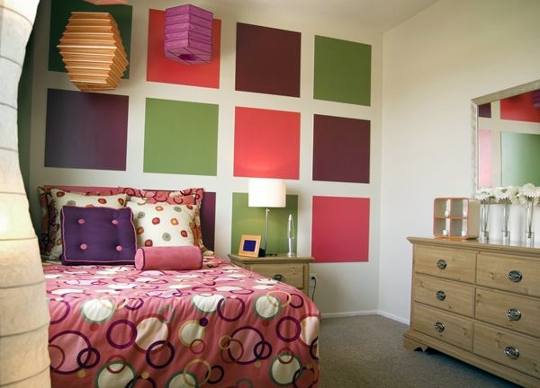 Trendy original wall design in the youth room Trendy original wall design in the youth room