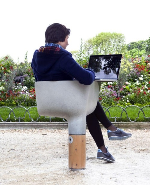 Wifi Internet station in Paris - innovative, technological progress