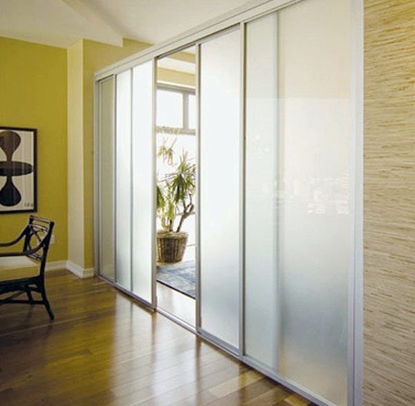 Sliding doors as room dividers - more privacy in the small apartment Sliding doors as room dividers - more privacy in the small apartment