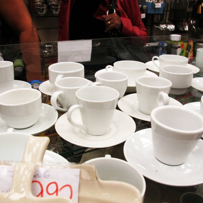 Speisezimmer - Coffee service as great home accessories at home
