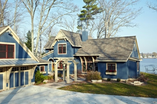 15-color interior design in red, white and blue. It starts!