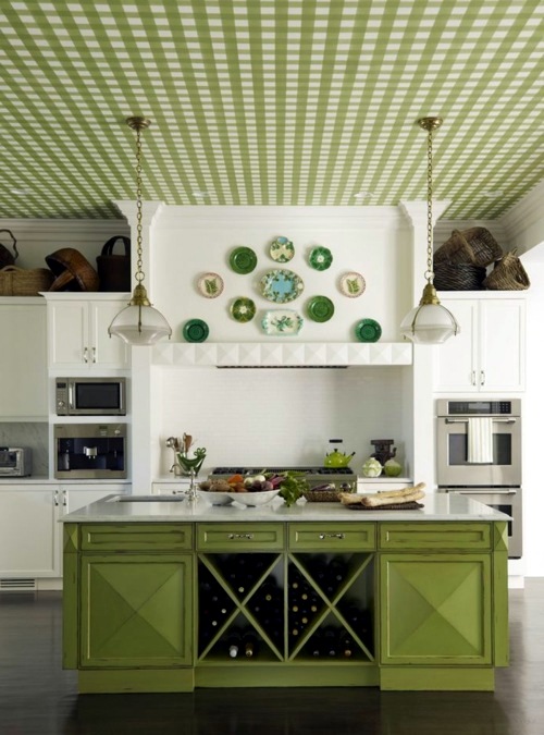 Decorative wall plate - great wall decoration in the kitchen Decorative wall plate - great wall decoration in the kitchen