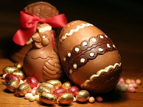 DIY chocolate Easter eggs