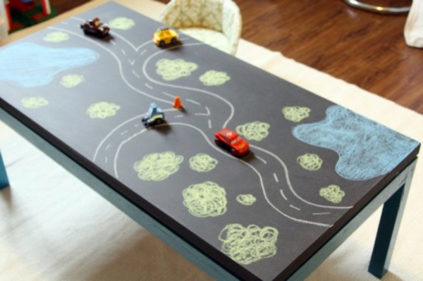 Amusing table to play - great idea for the kids Amusing table to play - great idea for the kids