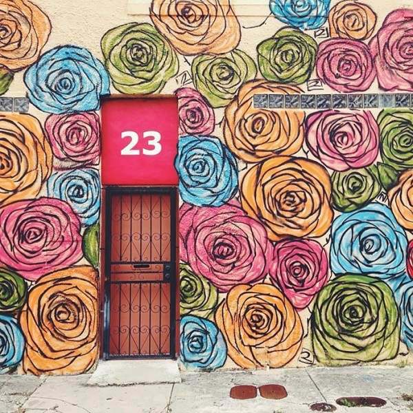 Beautiful house doors in country style - DIY door colors Beautiful house doors in country style - DIY door colors