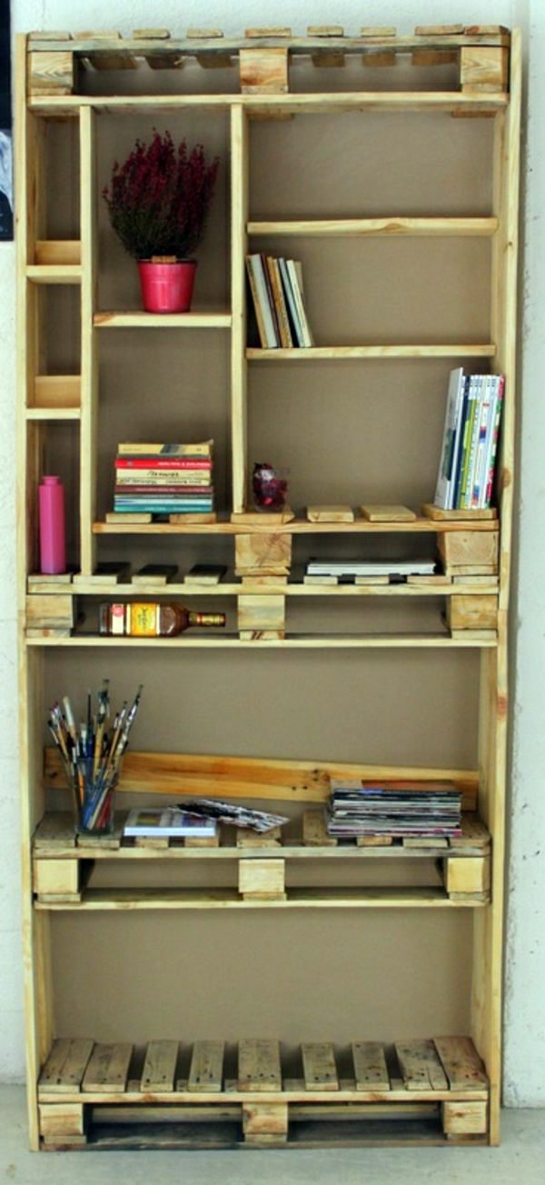 Building with pallets - the original ideas know no boundaries