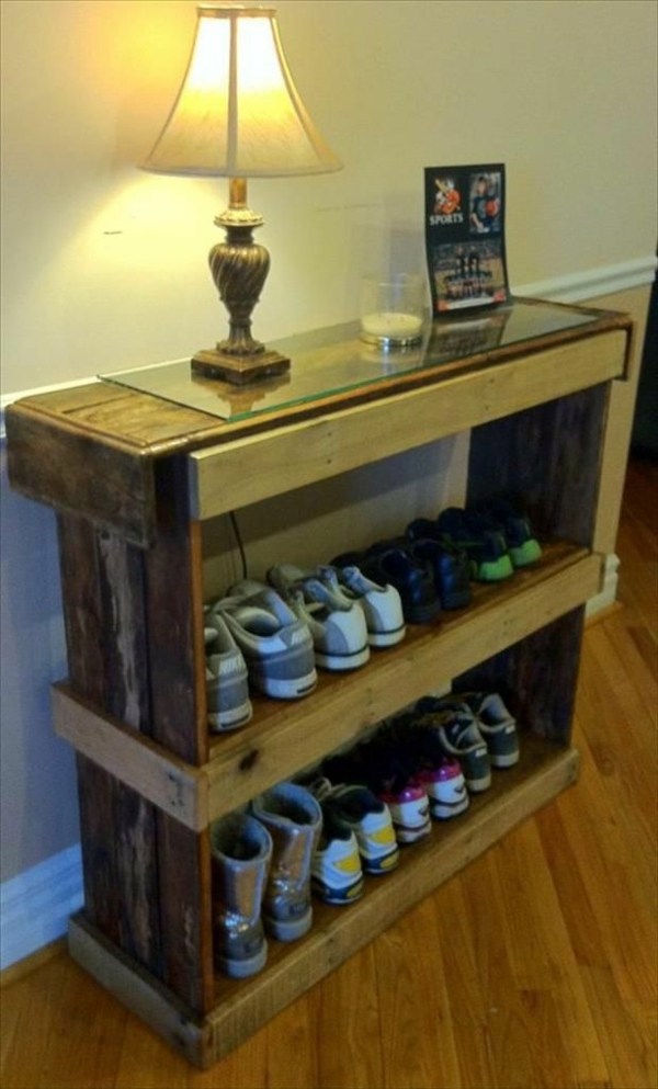 Building with pallets - the original ideas know no boundaries