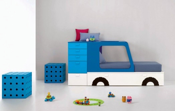Loft bed in the nursery - 100 cool bunk beds for children