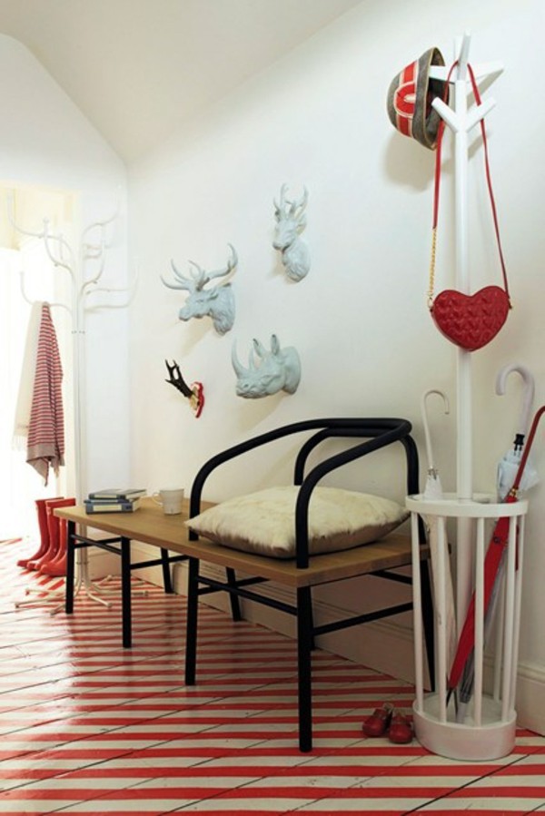 Wall in the hallway - 50 Interior design tips and ideas wall colors