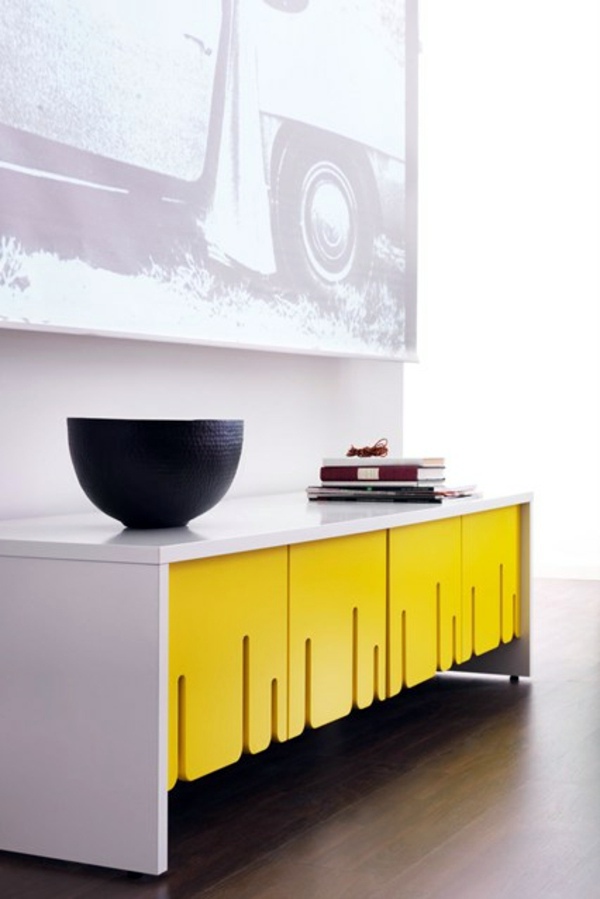 Wall in the hallway - 50 Interior design tips and ideas wall colors