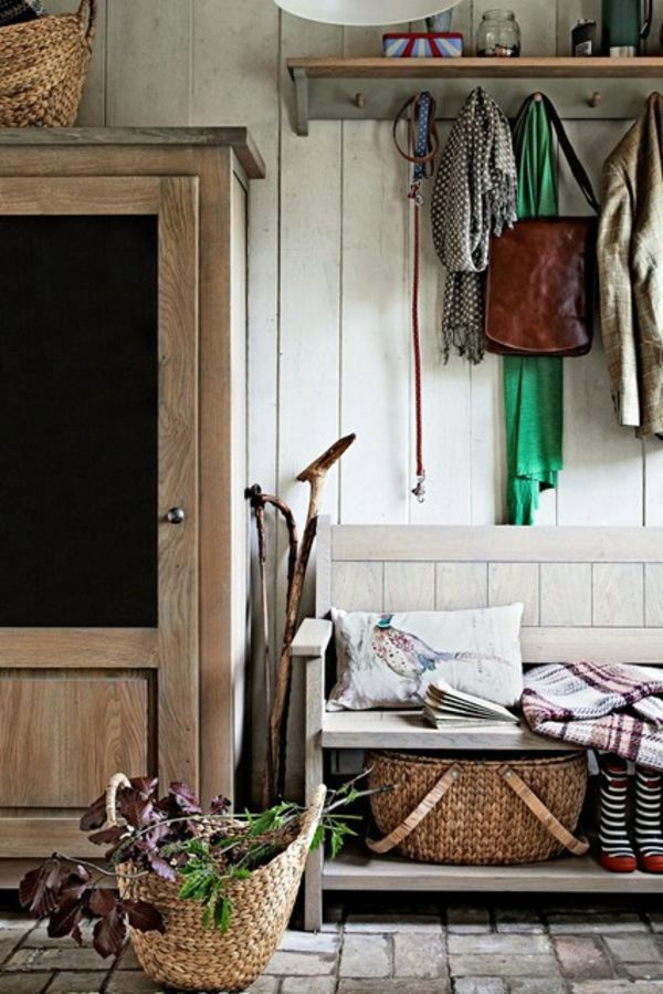 Wall in the hallway - 50 Interior design tips and ideas wall colors