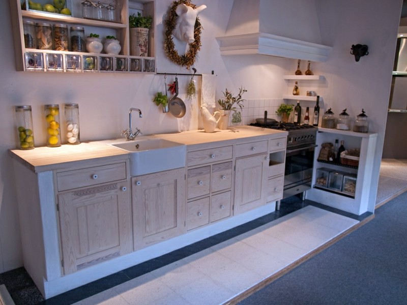 Country style decoration - Traditional and Classic encounter each other