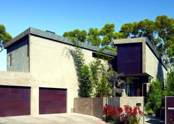 The Modern house on the hill and Magnificent views in the canyon The Modern house on the hill and Magnificent views in the canyon