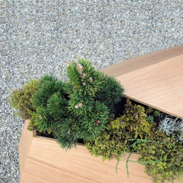 Gartengestaltung - Chapütschin and Gion - Wooden Planters Ideas