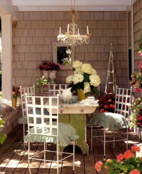 33 Fresh porch decoration ideas for pleasant spring mood