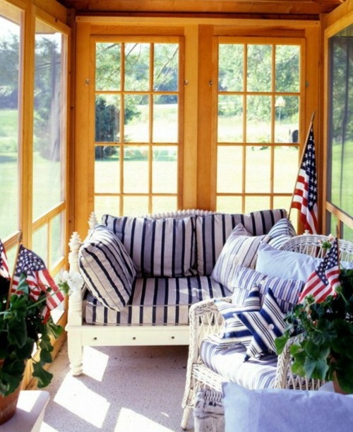 33 Fresh porch decoration ideas for pleasant spring mood 33 Fresh porch decoration ideas for pleasant spring mood