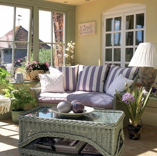 33 Fresh porch decoration ideas for pleasant spring mood