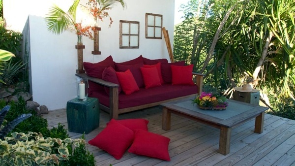 20 stylish ideas for outdoor seating area - a comfortable seating area in the garden