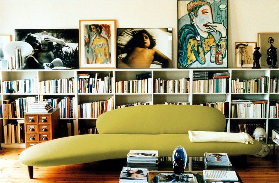 Beautiful Modern Style Sofas