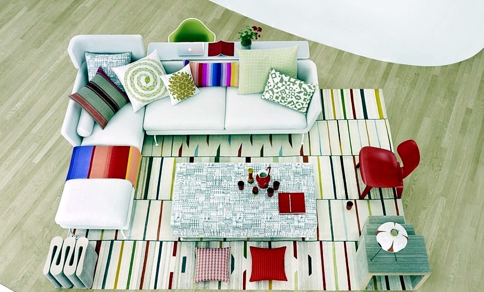 Beautiful Modern Style Sofas