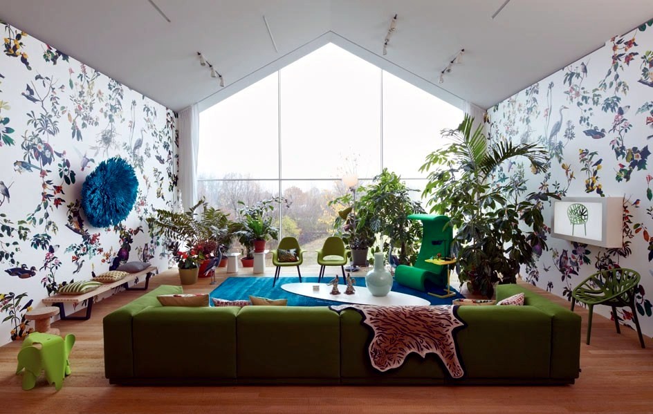 Beautiful Modern Style Sofas