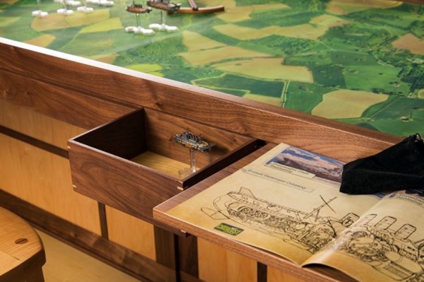 Designer Möbel - Designer game table from Geek Chic combines customization and elegance Designer Möbel - Designer game table from Geek Chic combines customization and elegance