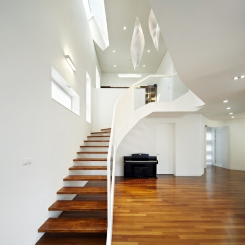 Attractive white designer house located in South Korea Attractive white designer house located in South Korea