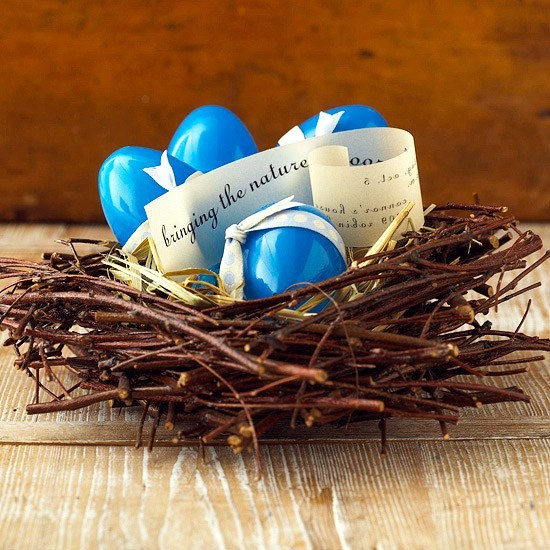 Make wonderful and easy decoration for Easter itself