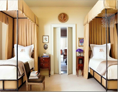 20 great and extravagant guest room decorating ideas
