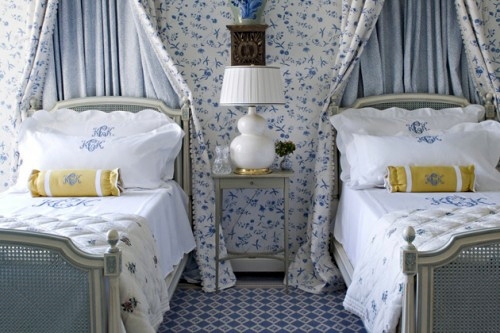 20 great and extravagant guest room decorating ideas