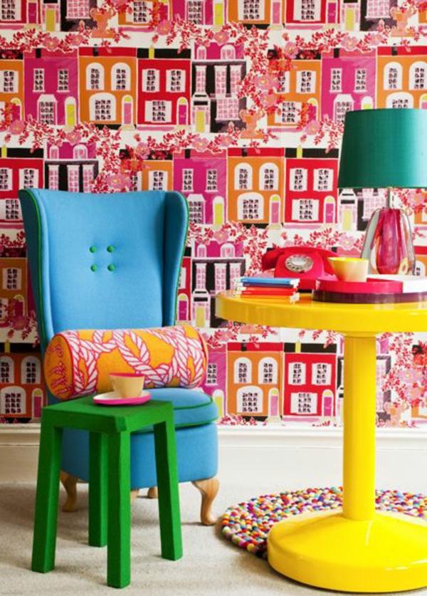 Living room wall design ideas - cool examples of wallpaper pattern
