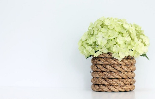 Original DIY vases - perfect for a beautiful bouquet